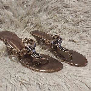 low heel sandals
